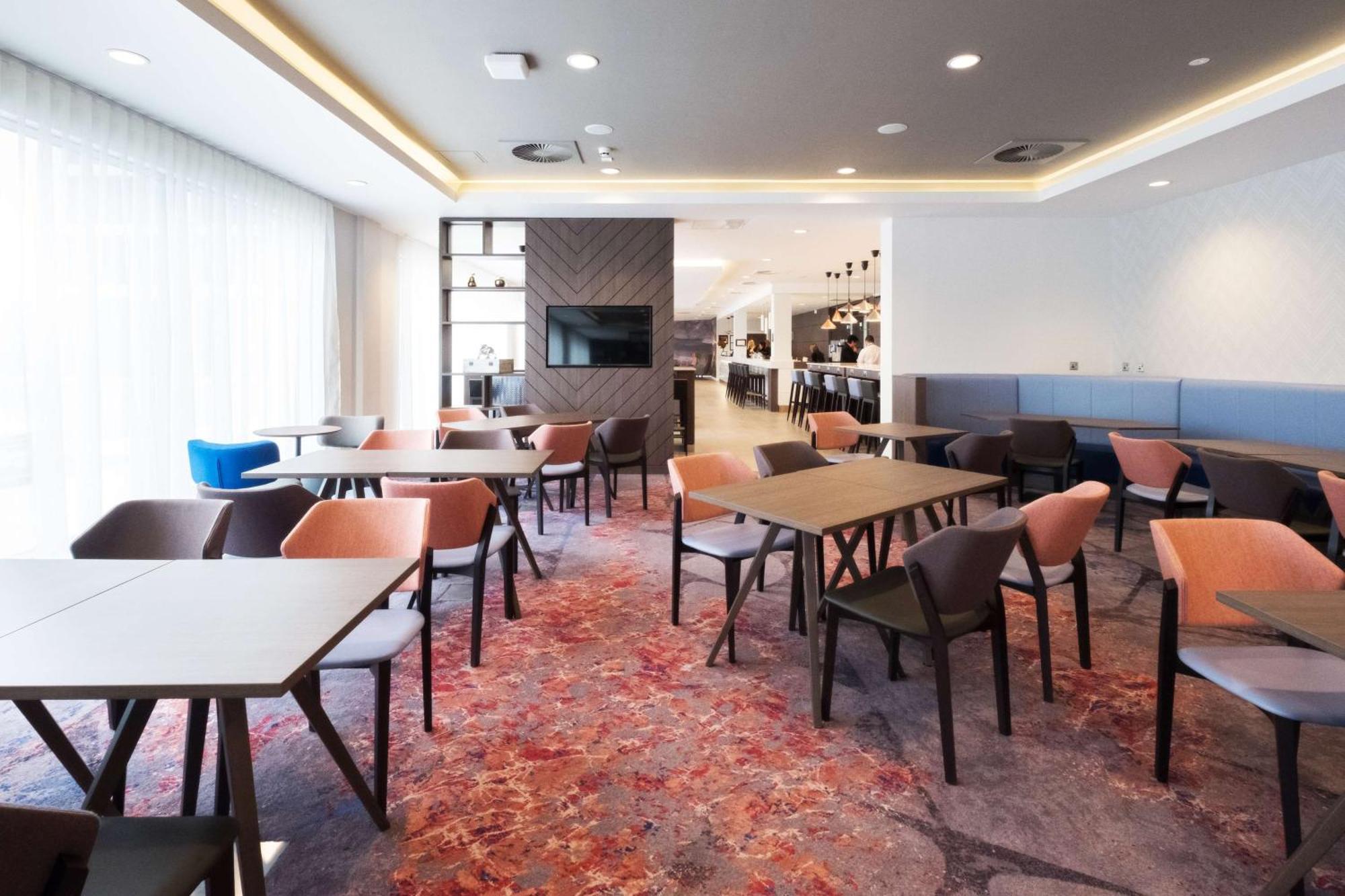 Hampton By Hilton Aberdeen Airport Dyce Eksteriør billede
